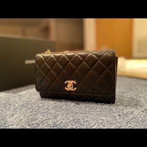 Chanel Trendy CC Wallet on Chain